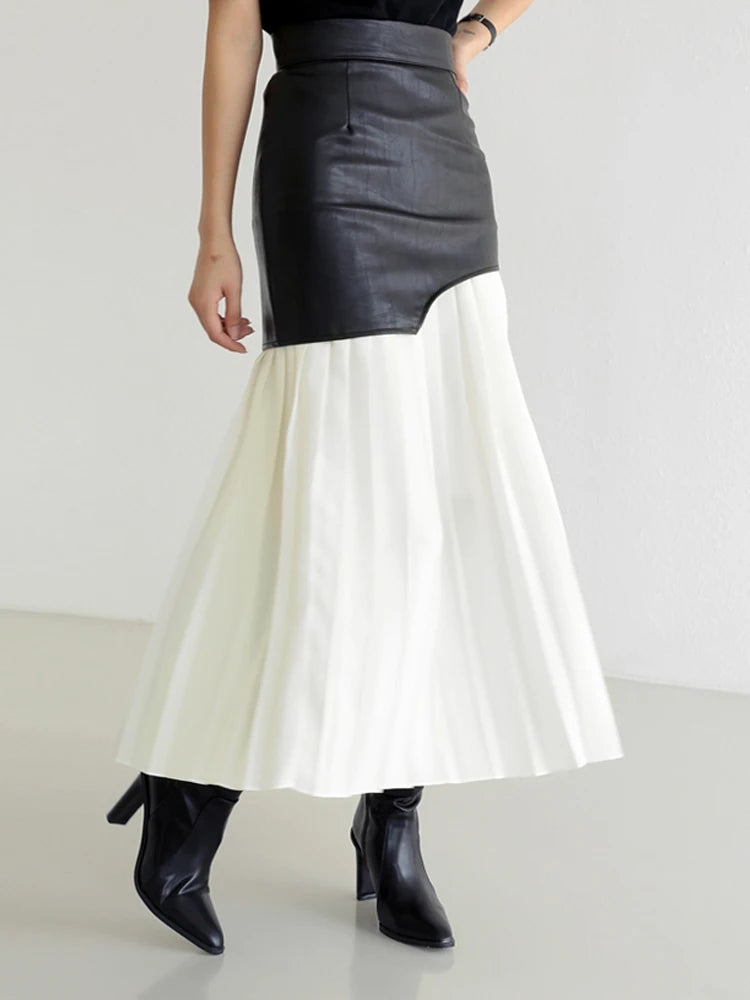 Split Fabric Pleated Skirt